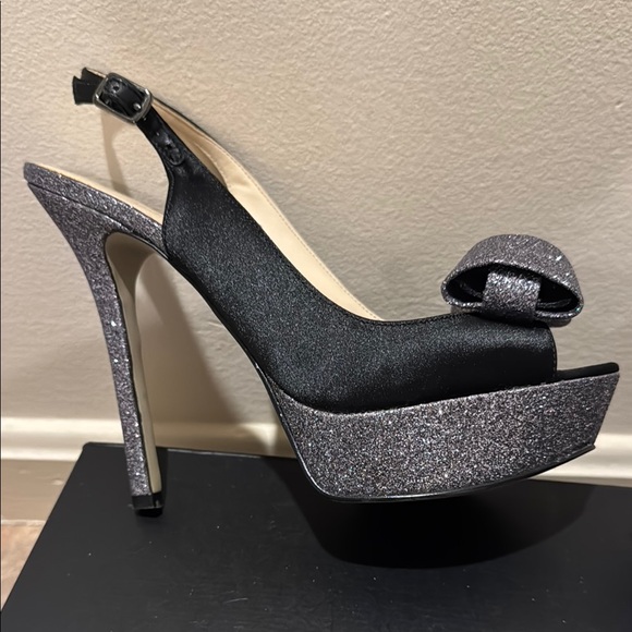 Enzo Angiolini Black and Silver Platform Heels EUC - Picture 7 of 8